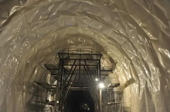 保亭隧道蒸汽增压增温设备 隧道蒸汽减压阀图片 隧道养护拱
